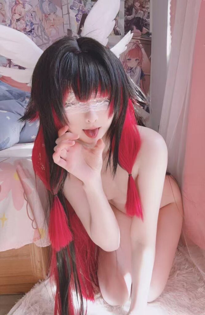 图片[3]-xi呆呆博主更新最新的图集也是有视频的哦，而且这次的是更加性感的，加上牛奶的调和显得更加的生动更加的有欲望了！cos装扮还是那么的可爱！-SS网红科技